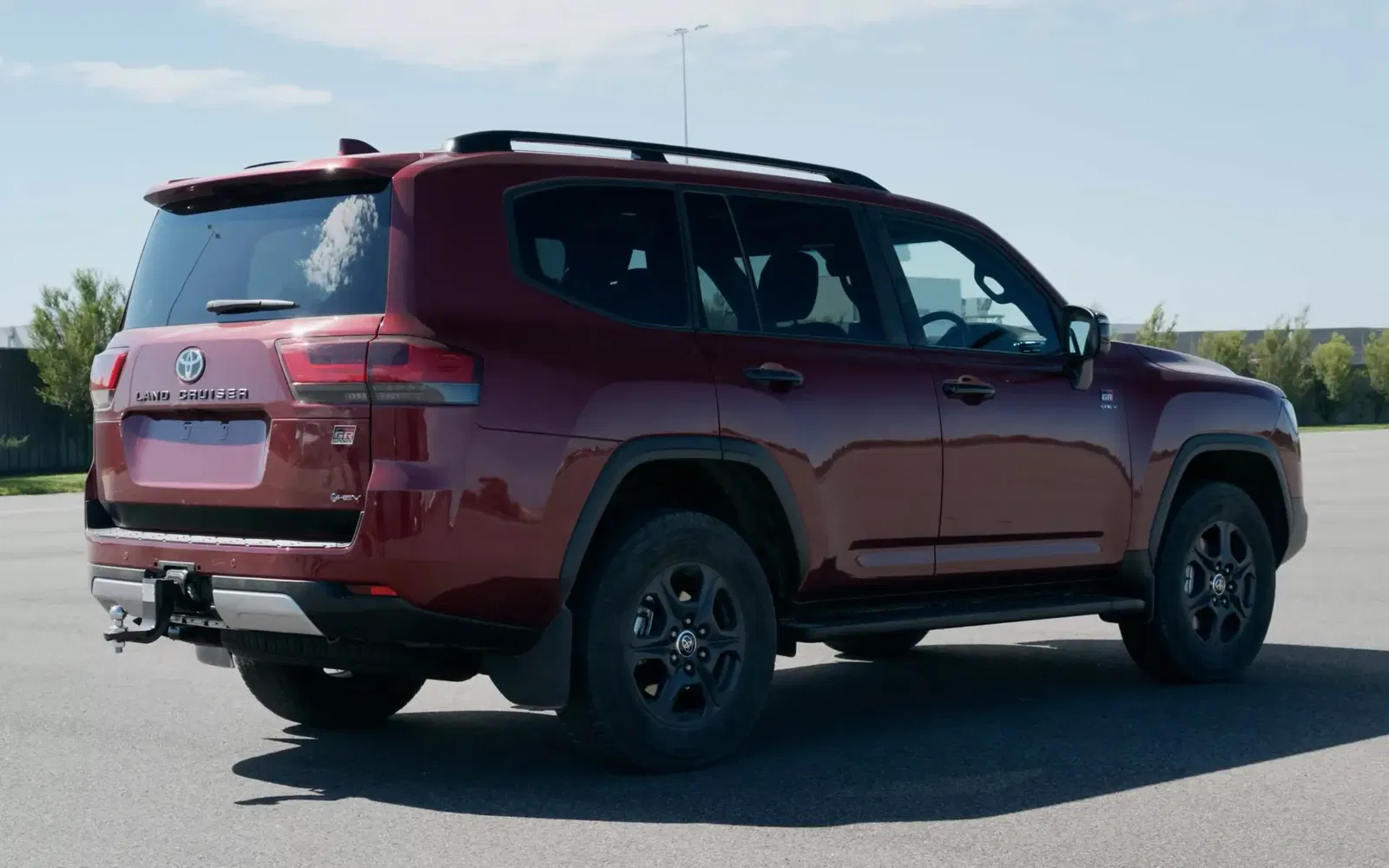 I drove the 2026 Land Cruiser 300 Series Hybrid in Australia